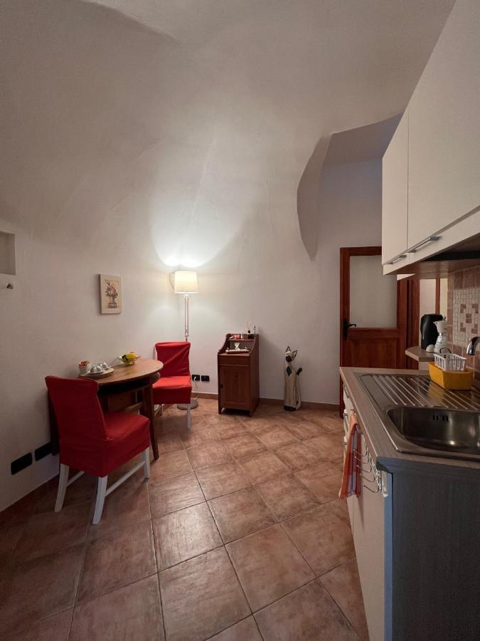 Saint Michel Apartment Dolceacqua Bagian luar foto