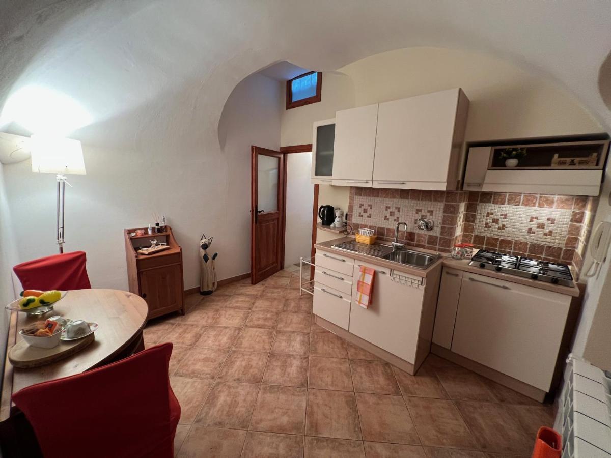 Saint Michel Apartment Dolceacqua Bagian luar foto